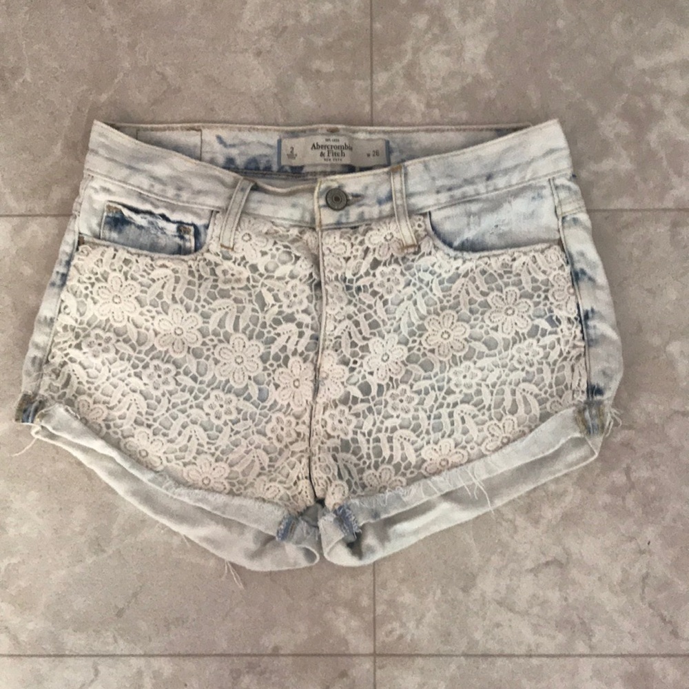 Abercrombie & Fitch Doily Shorts 26/2